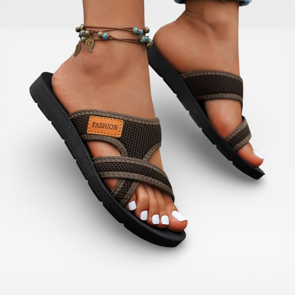 Women’s Lightweight Flat Sandals – Breathable Daily Wear