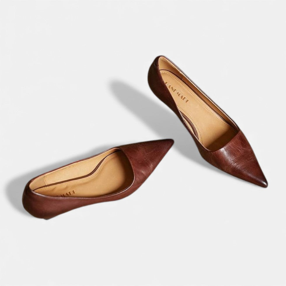 Women’s Leather Kitten Heels – Elegant Pointed Toe Low Heel Pumps