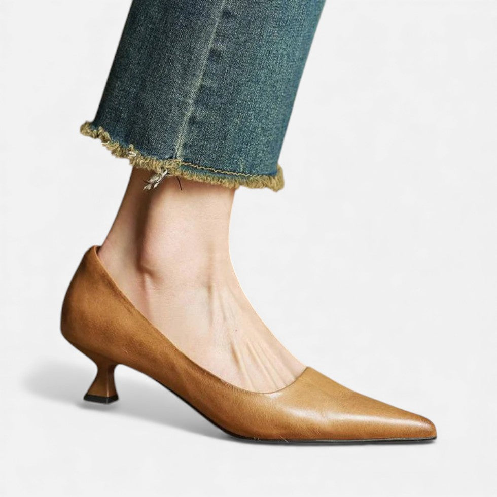 Women’s Leather Kitten Heels – Elegant Pointed Toe Low Heel Pumps